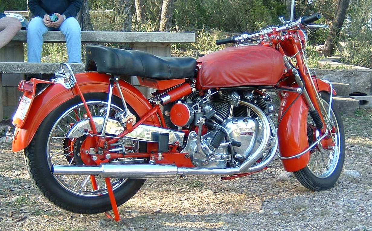 Paul_Rapide_2.jpg - Paul's restored Touring Rapide in Chinese Red; most bikes of this color were sold in the United States.
